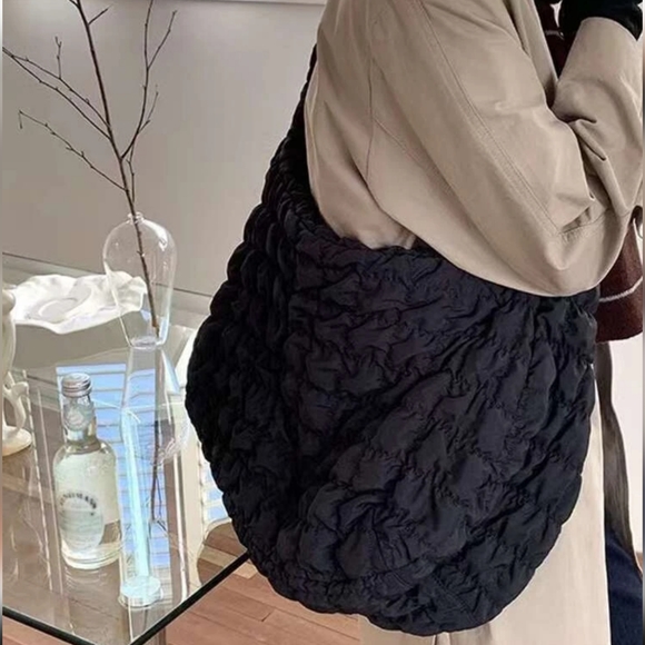 Black Ruched Bag - Picture 2 of 11